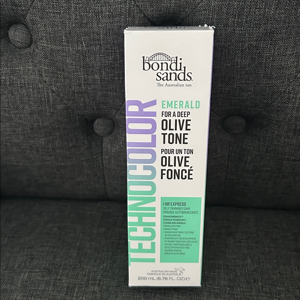 NEW 🆕 never opened Bondi Sands self tanning foam deep olive